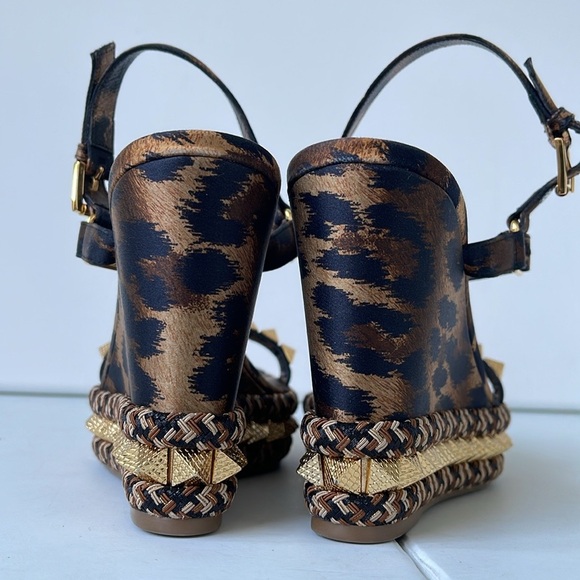 Christian Louboutin Pyraclou Crepe Satin Kitty Spike Wedge Sandals size US9 EU39 - Picture 7 of 9